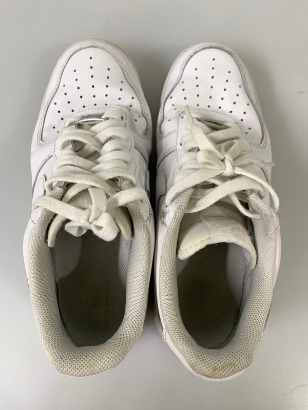 【現状渡し品】【メンズ】 NIKE ナイキ AIR FORCE 1 LOW '07 CW2288-111 エア フォース 1 07 スニーカー 靴 160-260804-yn-27-min サイズ：27.5cm US9.5 カラー：WHITE/WHITE 万代Net店
