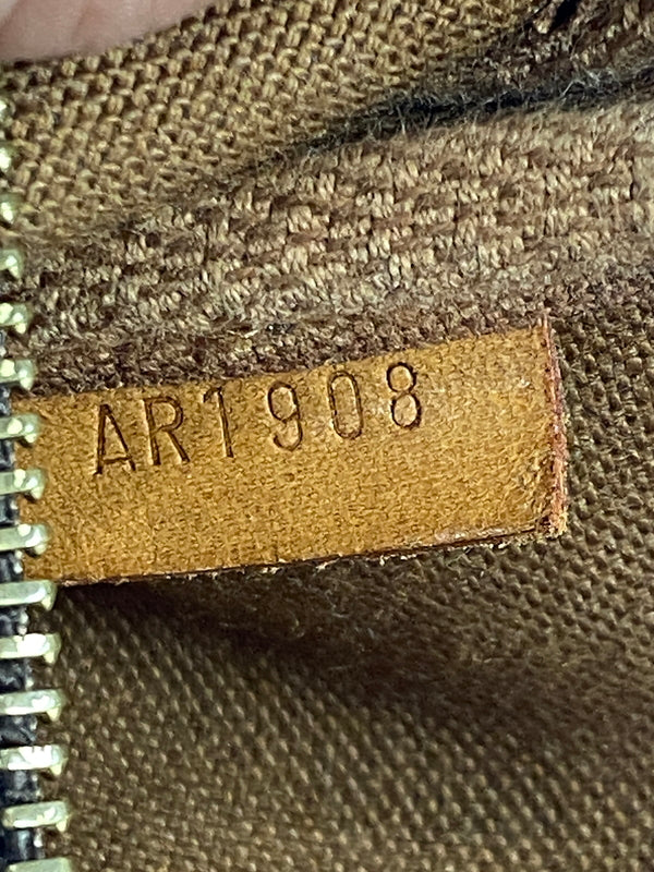 【ジャンク品】【レディース】 LOUIS VUITTON ルイ・ヴィトン M51980 AR1908 モノグラム ポシェット アクセソワール 179-260805-zi-30-min カラー：ブラウン/モノグラム 万代Net店