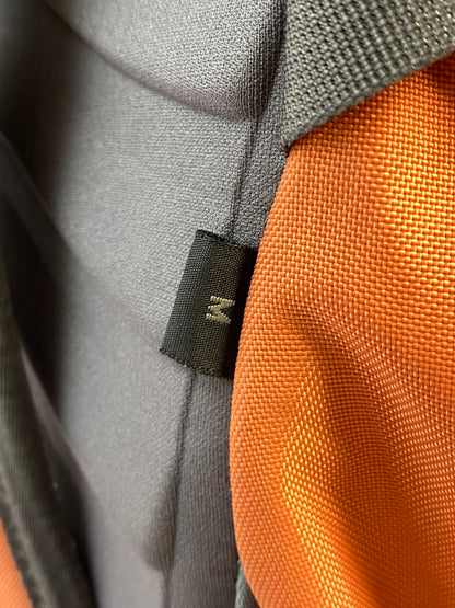 【中古品】【メンズ/レディース】 OSPREY オスプレー KODE 22 BACKPACK コード 22 バックパック リュックサック 鞄 アウトドア 雪山 188-260809-em-06-min カラー：オレンジ系 万代Net店