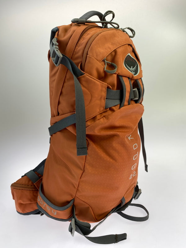 【中古品】【メンズ/レディース】 OSPREY オスプレー KODE 22 BACKPACK コード 22 バックパック リュックサック 鞄 アウトドア 雪山 188-260809-em-06-min カラー：オレンジ系 万代Net店