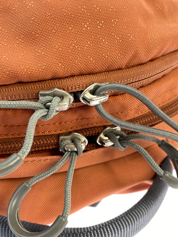 【中古品】【メンズ/レディース】 OSPREY オスプレー KODE 22 BACKPACK コード 22 バックパック リュックサック 鞄 アウトドア 雪山 188-260809-em-06-min カラー：オレンジ系 万代Net店