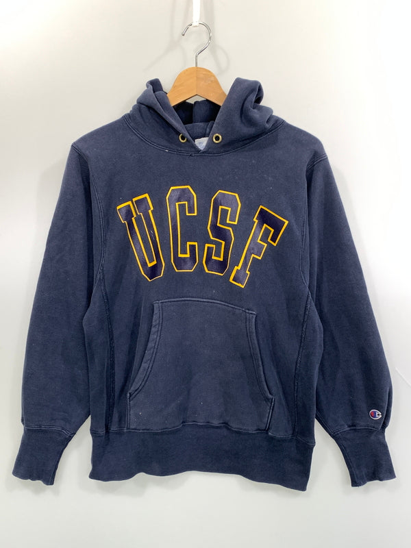 【中古品】【メンズ】 CHAMPION チャンピオン 90's REVERSE WEAVE COLLEGE HOODIE UCSF 90年代 リバースウィーブ カレッジ フーディー パーカー トップス 146-260806-yn-01-min サイズ：SMALL カラー：ネイビー 万代Net店