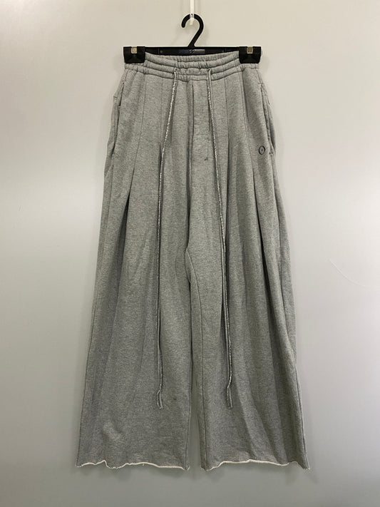 【中古品】【メンズ】 SHINYA KOZUKA シンヤコヅカ 2502SK38 ORDINARY HOME BAGGY ISSUE オーディナリー ホーム バギー イシュー ボトムス 151-260807-jt-31-min サイズ：XS カラー：グレー 万代Net店
