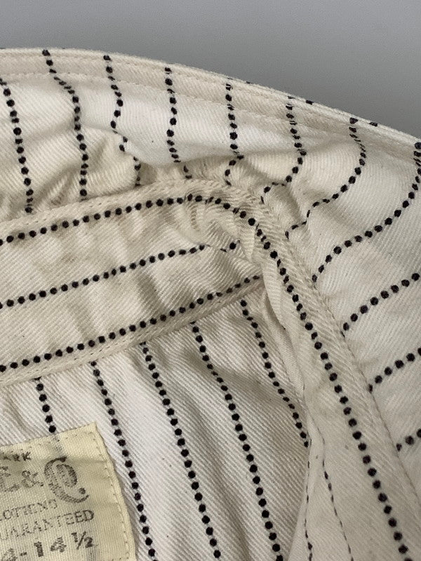 【中古品】【メンズ】 SUGAR CANE シュガーケーン FICTION ROMANCE 8.5OZ. WHITE WABASH STRIPE WORK SHIRT SC37275 半袖 シャツ 145-260811-hu-28-min サイズ：S 14-14 1/2 カラー：ホワイト 万代Net店
