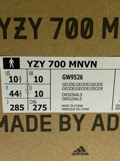 【中古品】【メンズ】 ADIDAS アディダス YEEZY BOOST 700 MNVN GEOGE GW9526 イージー700 ジオード メンズ スニーカー 靴 シューズ 161-260809-em-16-min サイズ：28.5cm カラー：ブラック/パープル 万代Net店