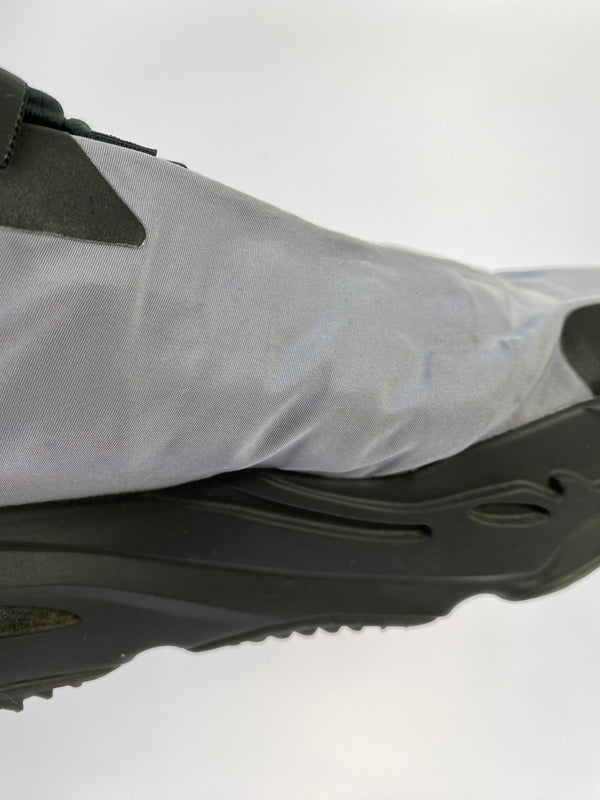 【中古品】【メンズ】 ADIDAS アディダス YEEZY BOOST 700 MNVN GEOGE GW9526 イージー700 ジオード メンズ スニーカー 靴 シューズ 161-260809-em-16-min サイズ：28.5cm カラー：ブラック/パープル 万代Net店
