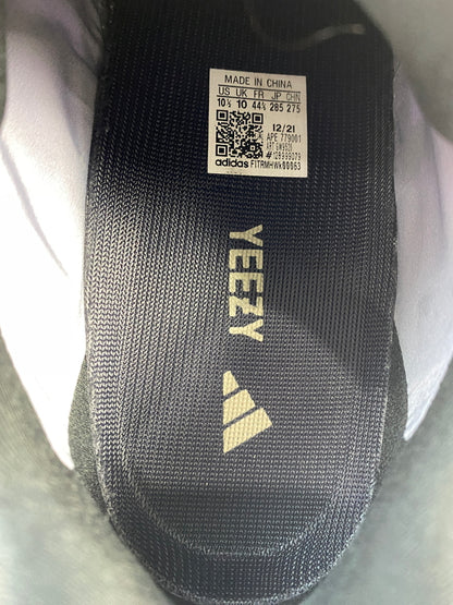【中古品】【メンズ】 ADIDAS アディダス YEEZY BOOST 700 MNVN GEOGE GW9526 イージー700 ジオード メンズ スニーカー 靴 シューズ 161-260809-em-16-min サイズ：28.5cm カラー：ブラック/パープル 万代Net店