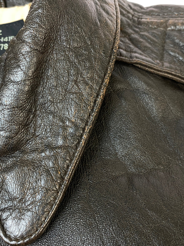 【中古品】【メンズ】 AVIREX アヴィレックス FLIGHT JACKET フライトジャケット TYPE A-2 アウター ブルゾン ミリタリー 145-260813-ta-01-min サイズ：M カラー：ブラウン 万代Net店