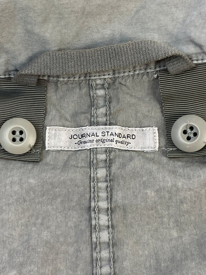 【中古品】【メンズ】 JOURNAL STANDARD ジャーナルスタンダード MILITARY JACKET 26-011-600-2030-1-0 ミリタリージャケット メンズ ライト アウター 147-260817-em-32-min サイズ：Ｌ カラー：グレー 万代Net店
