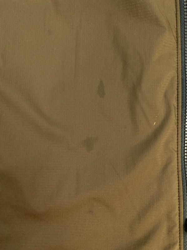 【現状渡し品】【メンズ】 ARC’TERYX アークテリクス X000009561 ATOM JACKET アトム ジャケット アウター 144-260813-zi-44-min サイズ：XL カラー：ブラウン 万代Net店