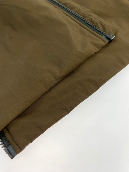 【現状渡し品】【メンズ】 ARC’TERYX アークテリクス X000009561 ATOM JACKET アトム ジャケット アウター 144-260813-zi-44-min サイズ：XL カラー：ブラウン 万代Net店