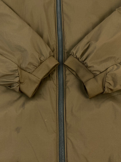 【現状渡し品】【メンズ】 ARC’TERYX アークテリクス X000009561 ATOM JACKET アトム ジャケット アウター 144-260813-zi-44-min サイズ：XL カラー：ブラウン 万代Net店