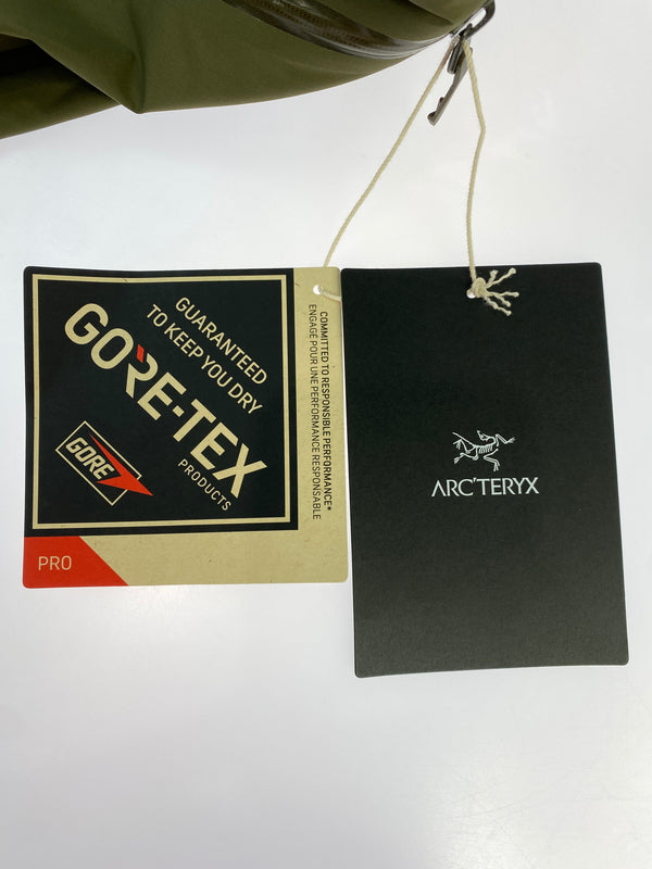 【中古美品】【メンズ】 ARC'TERYX アークテリクス X000010283 BETA SV JACKET ベータジャケット 144-260813-zi-45-min サイズ：L カラー：グリーンカーキ 万代Net店