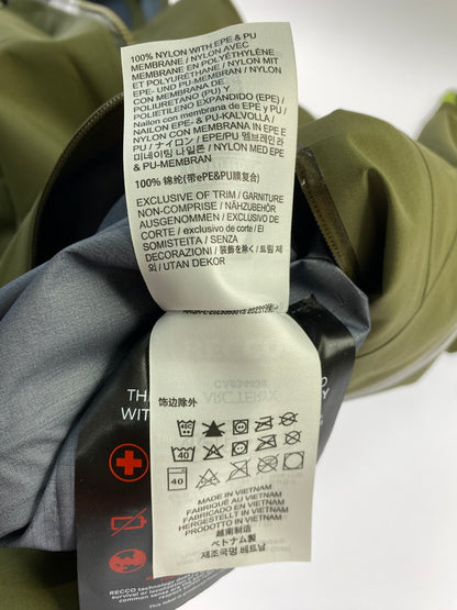 【中古美品】【メンズ】 ARC'TERYX アークテリクス X000010283 BETA SV JACKET ベータジャケット 144-260813-zi-45-min サイズ：L カラー：グリーンカーキ 万代Net店