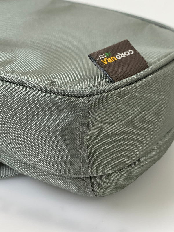 【中古品】【メンズ/レディース】 F/CE エフシーイー SHOULDER BAG ショルダーバッグ カバン ナイロン 188-260817-em-06-min カラー：グレーグリーン 万代Net店