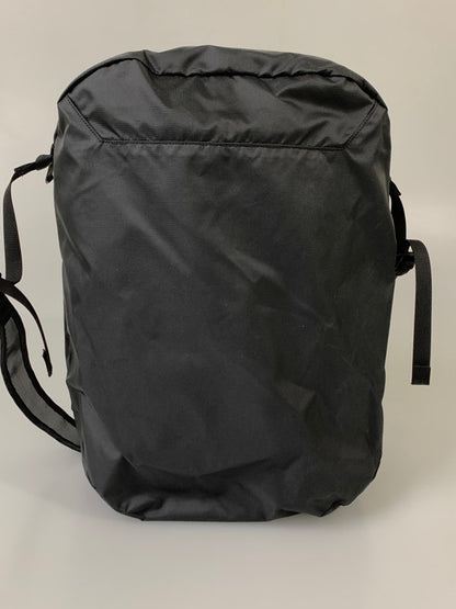 【中古品】【メンズ/レディース】 ARC'TERYX アークテリクス HELIAD 12 TOTE SHOULDER X000006067 ヒリアド 12 トート ショルダー バッグ トートバッグ 軽量 カバン 188-260817-em-03-min カラー：ブラック 万代Net店