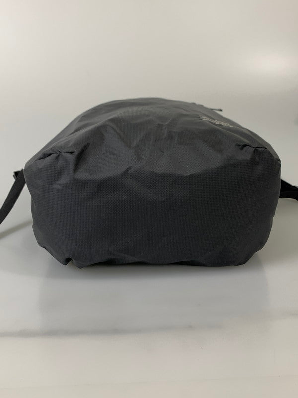 【中古品】【メンズ/レディース】 ARC'TERYX アークテリクス HELIAD 12 TOTE SHOULDER X000006067 ヒリアド 12 トート ショルダー バッグ トートバッグ 軽量 カバン 188-260817-em-03-min カラー：ブラック 万代Net店