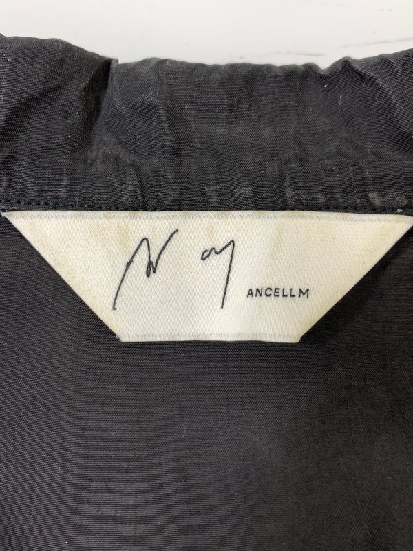 【現状渡し品】【メンズ】 ANCELLM アンセルム ANC-SH49 25SS AGING EMBROIDERY SHIRT エイジング エンブロイダリー シャツ 141-260813-zi-04-min カラー：ブラック 万代Net店