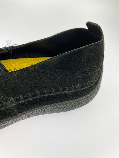 【中古品】【メンズ】 KEEN キーン HOWSER SUEDE SLIP-ON 1024944 ハウザー スウェード スリッポン メンズ 靴 シューズ 165-260820-em-25-min サイズ：26.5cm カラー：ブラック 万代Net店