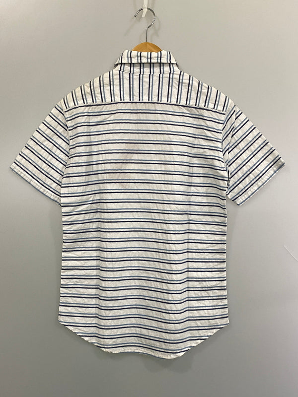 【現状渡し品】【メンズ】 ANDFAMILYS アンドファミリーズ SHSー1605449 TUCK STICH SUMMER SS SHIRTS タック ステッチ サマー ショートスリーブ シャツ 140-260813-zi-42-min サイズ：S カラー：ホワイト/ラストブルー 万代Net店