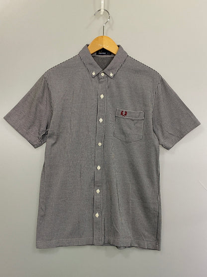 【中古品】【メンズ】 FRED PERRY フレッドペリー HICKORY SHIRT F1345 ヒッコリーシャツ 半袖シャツ 141-260815-ta-20-min サイズ：L カラー：ブラック/ホワイト 万代Net店