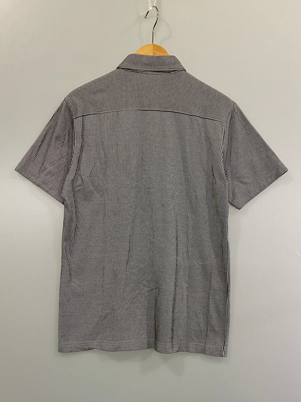【中古品】【メンズ】 FRED PERRY フレッドペリー HICKORY SHIRT F1345 ヒッコリーシャツ 半袖シャツ 141-260815-ta-20-min サイズ：L カラー：ブラック/ホワイト 万代Net店