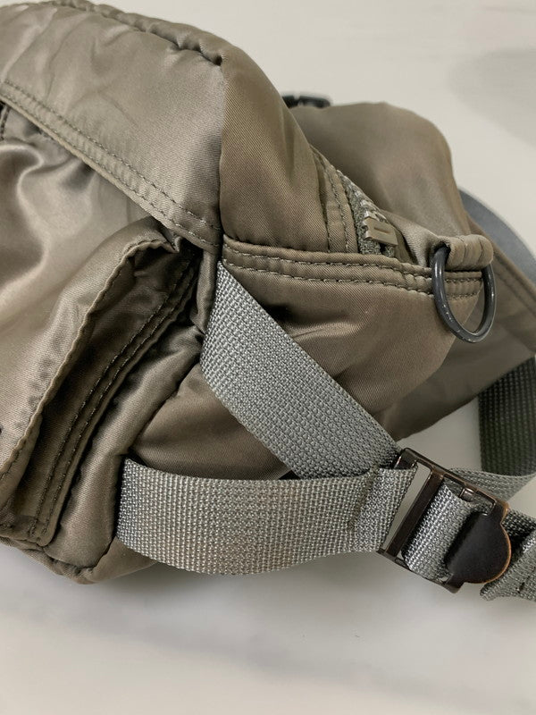 【中古品】【メンズ/レディース】 PORTER ポーター TANKER WAIST BAG タンカー ウエスト バッグ ウエストポーチ ヒップバッグ カバン 188-260817-em-05-min カラー：グレー系 万代Net店