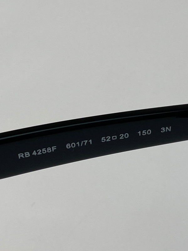 【中古品】【メンズ/レディース】 RAY-BAN レイバン ASIAN FIT SQUARE SUNGLASSES RB4258F アジアン フィット スクエア サングラス 52□20-150 アクサセリー メガネ サングラス 203-260823-em-37-min カラー：ブラック 万代Net店