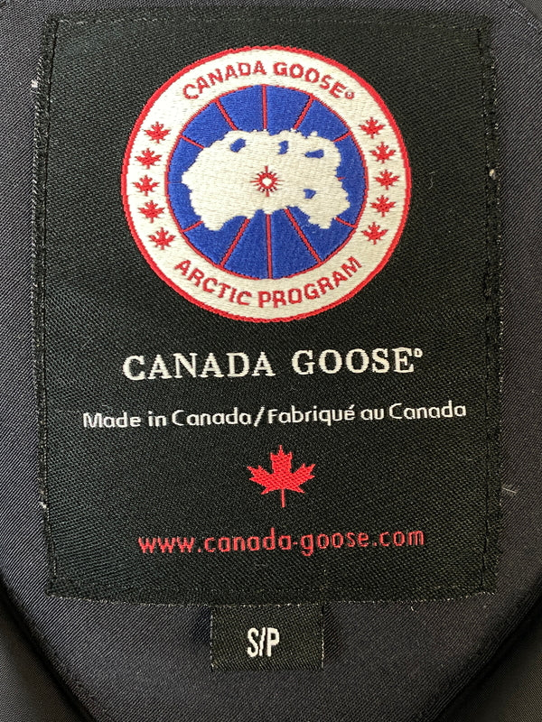 【中古品】【メンズ】 CANADA GOOSE カナダグース 4078JM KAMLOOPS DOWN JACKET ダウンジャケット 141-260813-zi-40-min サイズ：S カラー：ブラック 万代Net店