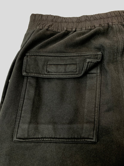 【現状渡し品】【メンズ】 RICK OWENS リック オウエンス DRKSHDW 23AW PUSHER FLEECE PANTS DU02C5393-F ダークシャドウ 2023年秋冬 プッシャー フリースパンツ 152-260813-KS-29-min サイズ：L カラー：ブラック 万代Net店