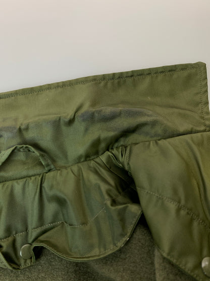 【中古品】【メンズ】 US NAVY ユーエス ネイビー EXTREME COLD WEATHER IMPERMEABLE DECK JACKET A-1 エクストリーム コールド ウェザーインパーミアブル デッキジャケット 146-260813-KS-04-min サイズ：M カラー：グリーンカーキ 万代Net店