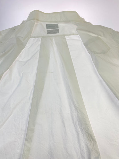 【中古品】【メンズ】 FUMITO GANRYU フミトガンリュウ BACK PLEATED STAND COLLAR SHIRT FU1-SH-08 バックプリーツスタンドカラーシャツ 長袖シャツ トップス 140-261013-yn-11-min サイズ：3 カラー：ホワイト 万代Net店