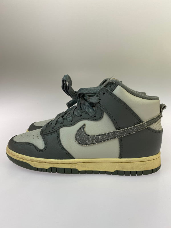 【中古品】【レディース】 NIKE ナイキ DUNK HIGH RETRO SE VINTAGE DM0582-001 ダンク ハイ レトロ SE ヴィンテージ レディース スニーカー シューズ 靴 160-260818-em-06-min サイズ：24.5cm カラー：LIGHT BONE AND TUMBLED GREY 万代Net店