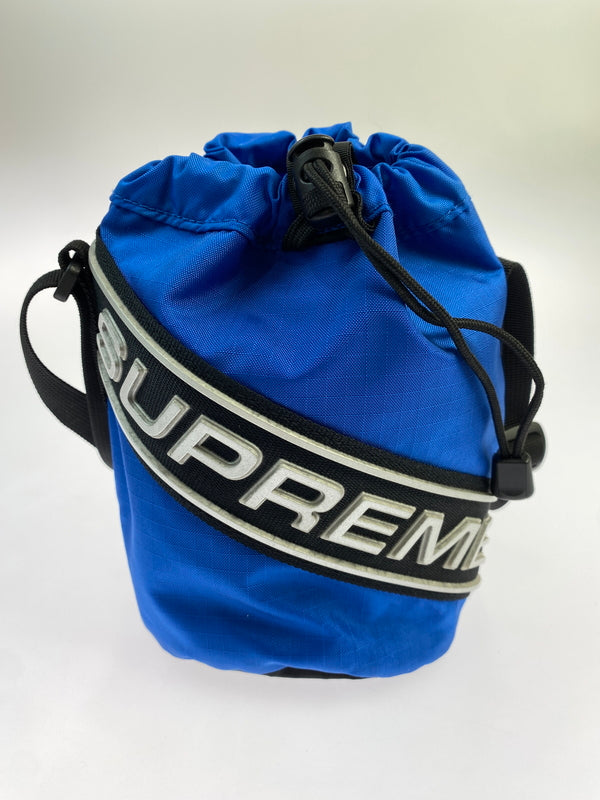 【中古品】【メンズ】 SUPREME シュプリーム SMALL CINCH POUCH スモール シンチ ポーチ バッグ ナイロン ショルダー バッグ 188-260821-hu-38-min カラー：ブルー 万代Net店