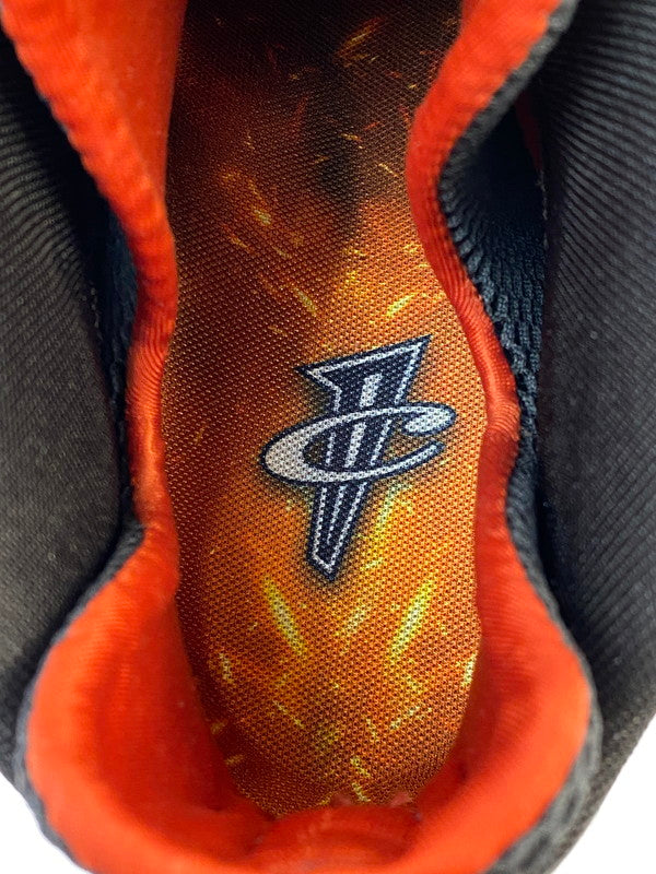 【中古品】【メンズ】 NIKE ナイキ × TEKKEN8 鉄拳8 AIR FOAMPOSITE ONE PRM エア フォームポジット ワン プレミアム スニーカー メンズ シューズ 靴 コラボ 160-260818-em-10-min サイズ：27.5cm カラー：グレー系 万代Net店