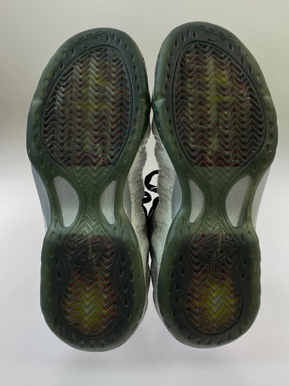 【中古品】【メンズ】 NIKE ナイキ × TEKKEN8 鉄拳8 AIR FOAMPOSITE ONE PRM エア フォームポジット ワン プレミアム スニーカー メンズ シューズ 靴 コラボ 160-260818-em-10-min サイズ：27.5cm カラー：グレー系 万代Net店