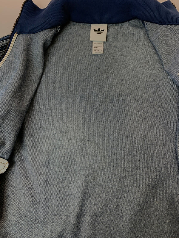 【中古品】【メンズ】 ADIDAS アディダス ADICOLOR DENIM FIREBIRD TRACK TOP KD1517 アディカラー デニム ファイヤーバード トラックトップ メンズアウター ジップアップ 148-260818-em-31-min サイズ：S カラー：インディゴ 万代Net店