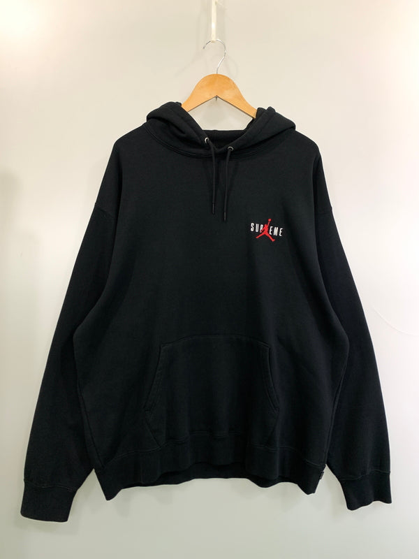 【中古品】【メンズ】 SUPREME シュプリーム × JORDAN ジョーダン HOODED SWEATSHIRT HF0836-010 フーディー スウェットシャツ メンズ トップス パーカー 149-260818-em-30-min サイズ：XL カラー：ブラック 万代Net店