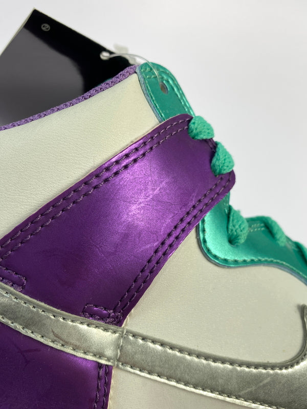 【中古品】【ボーイズ】 NIKE ナイキ 308319-101 DUNK HIGH GS ダンク ハイ ギーエス スニーカー 靴 166-260819-jt-11-min サイズ：US 5Y 23.5cm カラー：WHITE/MTLLC SLVY- 万代Net店