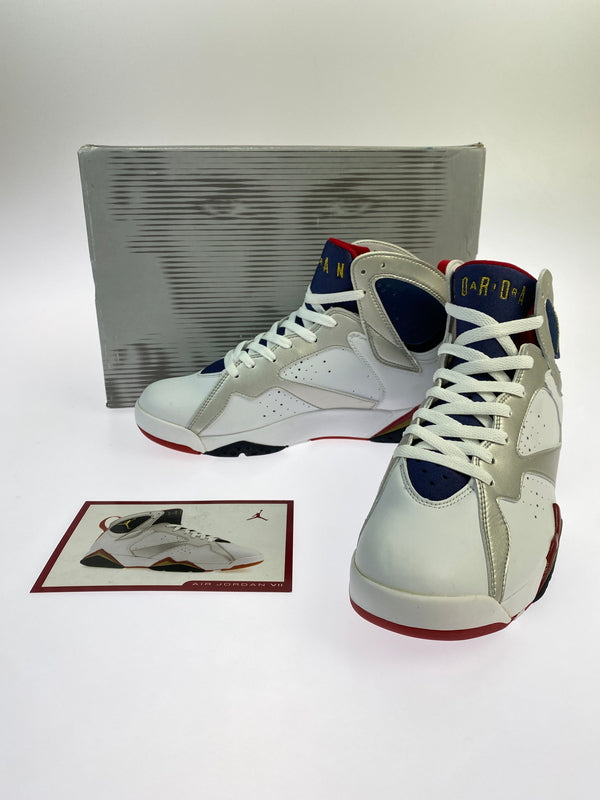 【中古品】【メンズ】 NIKE ナイキ 04年製 AIR JORDAN 7 RETRO OLYMPIC 304775-171 エアージョーダン7 レトロ スニーカー 靴 160-260819-jt-03-min サイズ：US 9.5 27.5cm カラー：WHITE/MT GOLD NAVY-TRUE RED 万代Net店