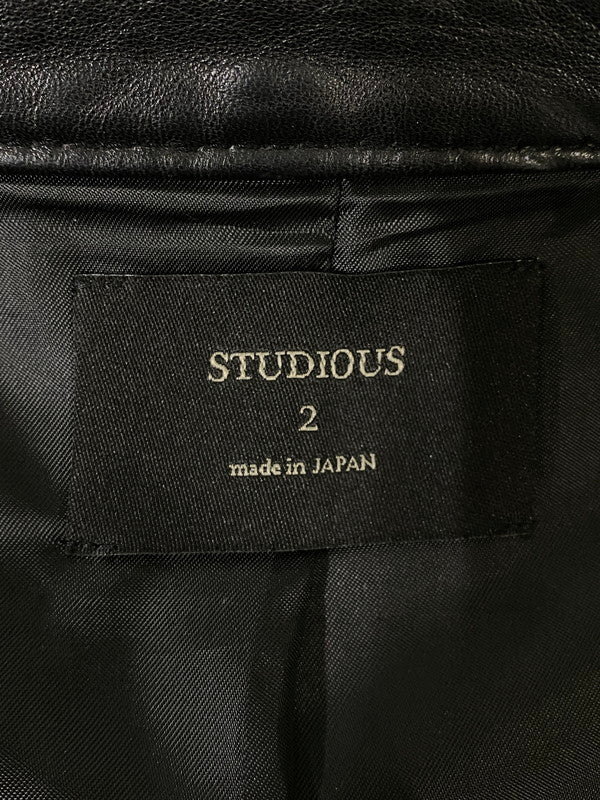 【中古品】【メンズ】 STUDIOUS ステュディオス ラムレザー シングルライダースジャケット 107352001 上着 アウター 147-260822-hu-09-min サイズ：2 カラー：ブラック 万代Net店