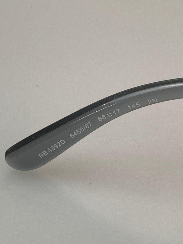 【中古品】【メンズ】 RAY-BAN レイバン サングラス 66□17-145 アクセサリー RB4392D 眼鏡 メガネ 203-260820-em-41-min カラー：グレー（クリア） 万代Net店