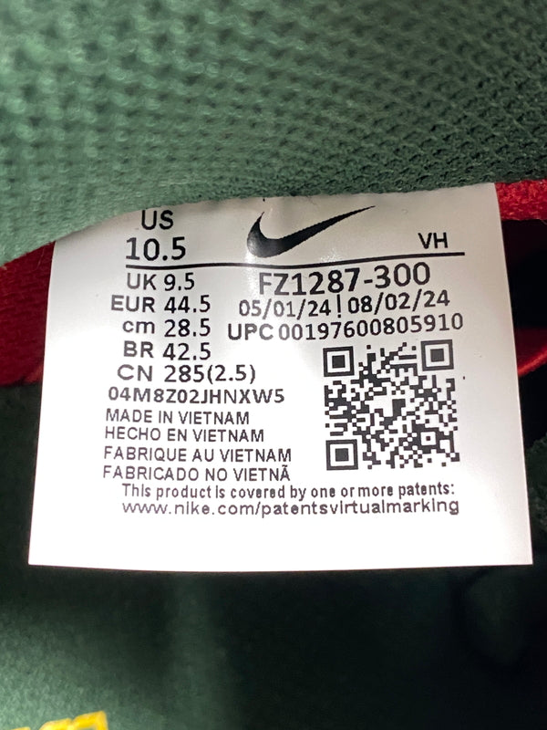 【中古品】【メンズ】 NIKE SB ナイキエスビー FZ1287-300 DUNK LOW PRM ダンク ロー プレミアム スニーカー 靴 160-260819-jt-08-min サイズ：US 10.5 28.5cm カラー：SEATTLE SUPERSONICS FIR AND FIRE RED 万代Net店