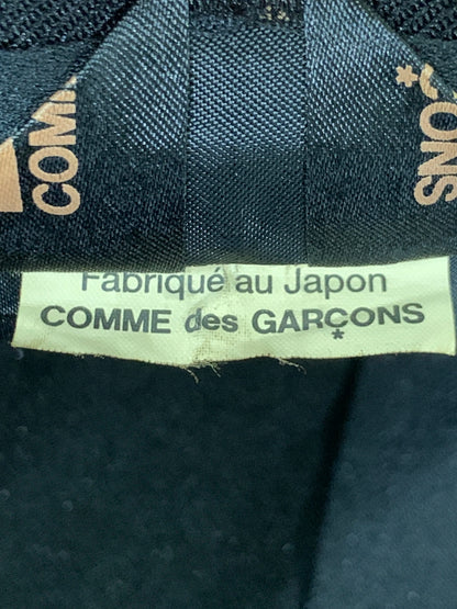 【中古品】【メンズ】 BLACK COMME DES GARCONS ブラックコムデギャルソン ポリ縮スラッシュ加工ジャケット メンズ 上着 アウター 140-260818-em-22-min サイズ：M カラー：ブラック 万代Net店
