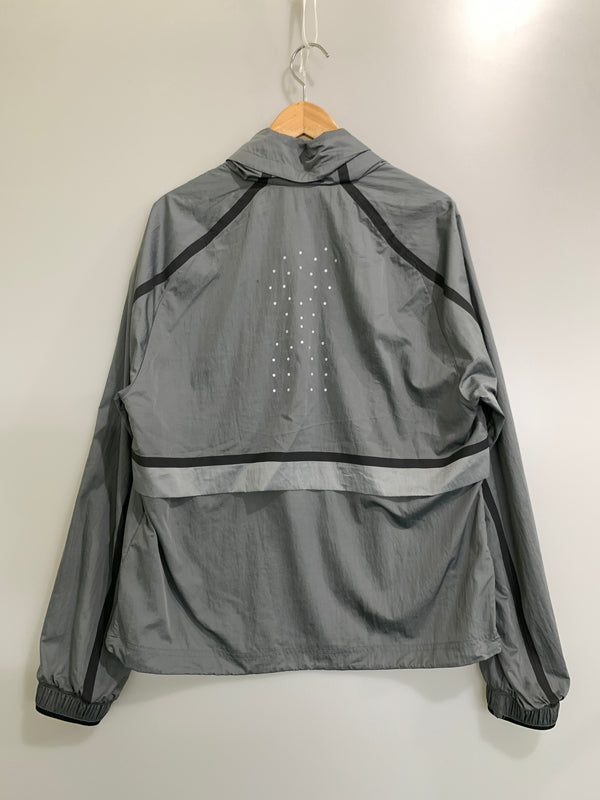 【中古品】【メンズ】 ON オン パフォーマンスボルトジャケット 1MG10700561 軽量 ランニング用 ウィンドブレイカー メンズ ライトアウター 148-260818-em-24-min サイズ：S カラー：グレー 万代Net店