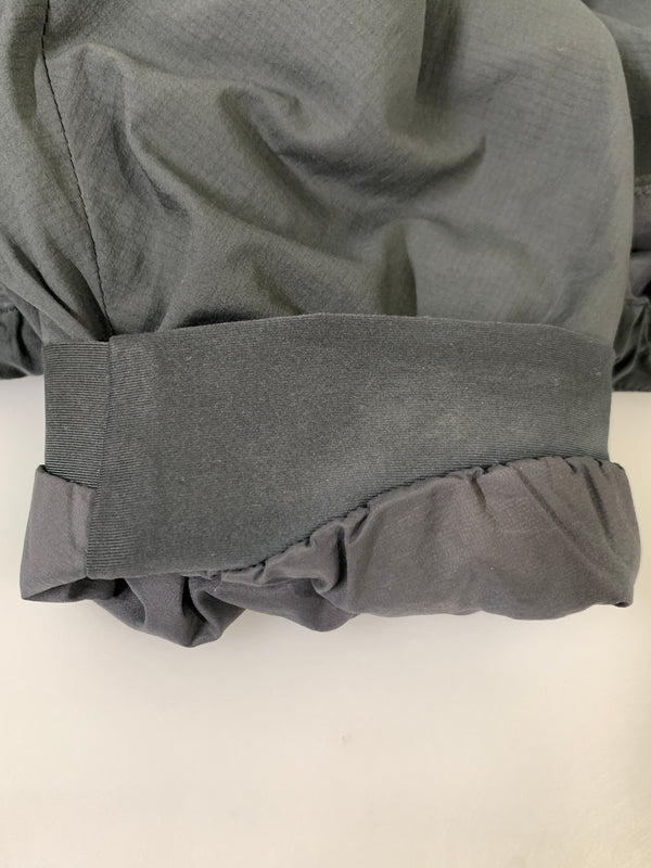 【中古品】【メンズ】 ARC'TERYX アークテリクス ATOM LT HOODY 24108-135532 アトム LT フーディ フード付きジャケット ジップアップ メンズ アウター 144-260818-em-23-min サイズ：XL カラー：グレー 万代Net店