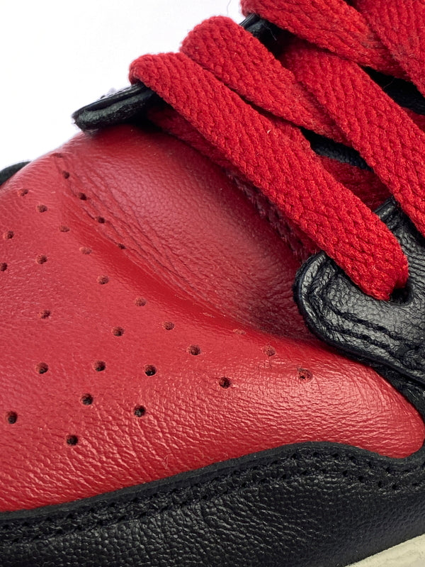 【中古品】【レディース】 NIKE ナイキ WOMEN'S AIR JORDAN 1 ELEVATE LOW BRED DQ1823-006 ウィメンズ エアジョーダン1 エレベート ロー ブレッド レディース スニーカー シューズ 靴 166-260820-em-27-min サイズ：23.5cm カラー：ブラック/レッド 万代Net店