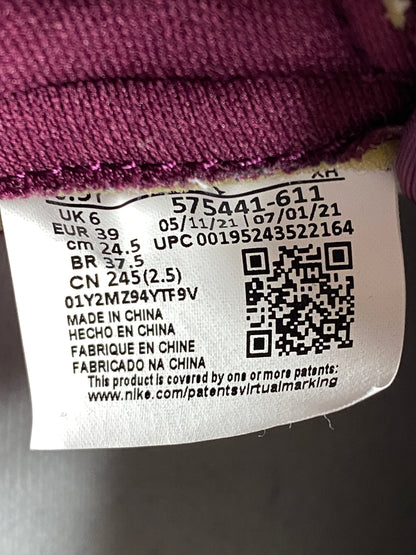 【中古品】【レディース】 NIKE ナイキ AIR JORDAN 1 HIGH OG BORDEAUX 575441-611 GS エアジョーダン1 ハイ OG ボルドー レディース スニーカー 靴 シューズ 166-260820-em-26-min サイズ：24.5cm カラー：ボルドー/ホワイト/シルバー 万代Net店