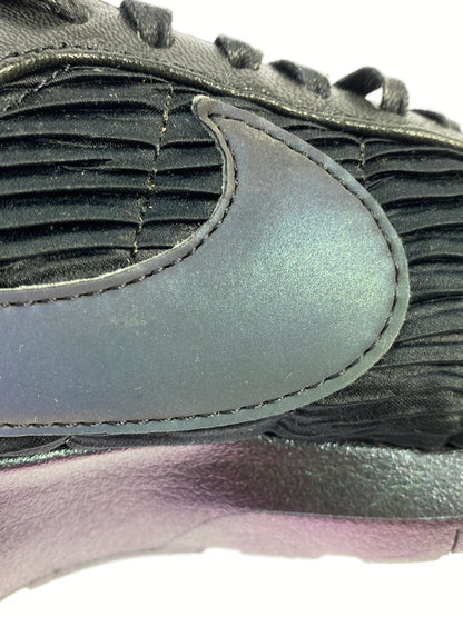 【中古品】【メンズ/レディース】 NIKE × SERENA WILLIAMS ナイキ セリーナ ウィリアムズ WOMEN'S ROSHE ウィメンズ ローシ 829721-001 靴 スニーカー シューズ 166-260821-hu-24-min サイズ：23ｃｍ カラー：ブラック（オーロラ光沢） 万代Net店
