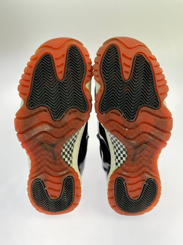 【中古品】【メンズ】 NIKE ナイキ AIR JORDAN 11 OG PLAYOFFS (1995) 130245 062 00 エアジョーダン11 OG プレーオフ メンズ スニーカー シューズ 靴 160-260820-em-32-min サイズ：26.5cm カラー：ブラック 万代Net店